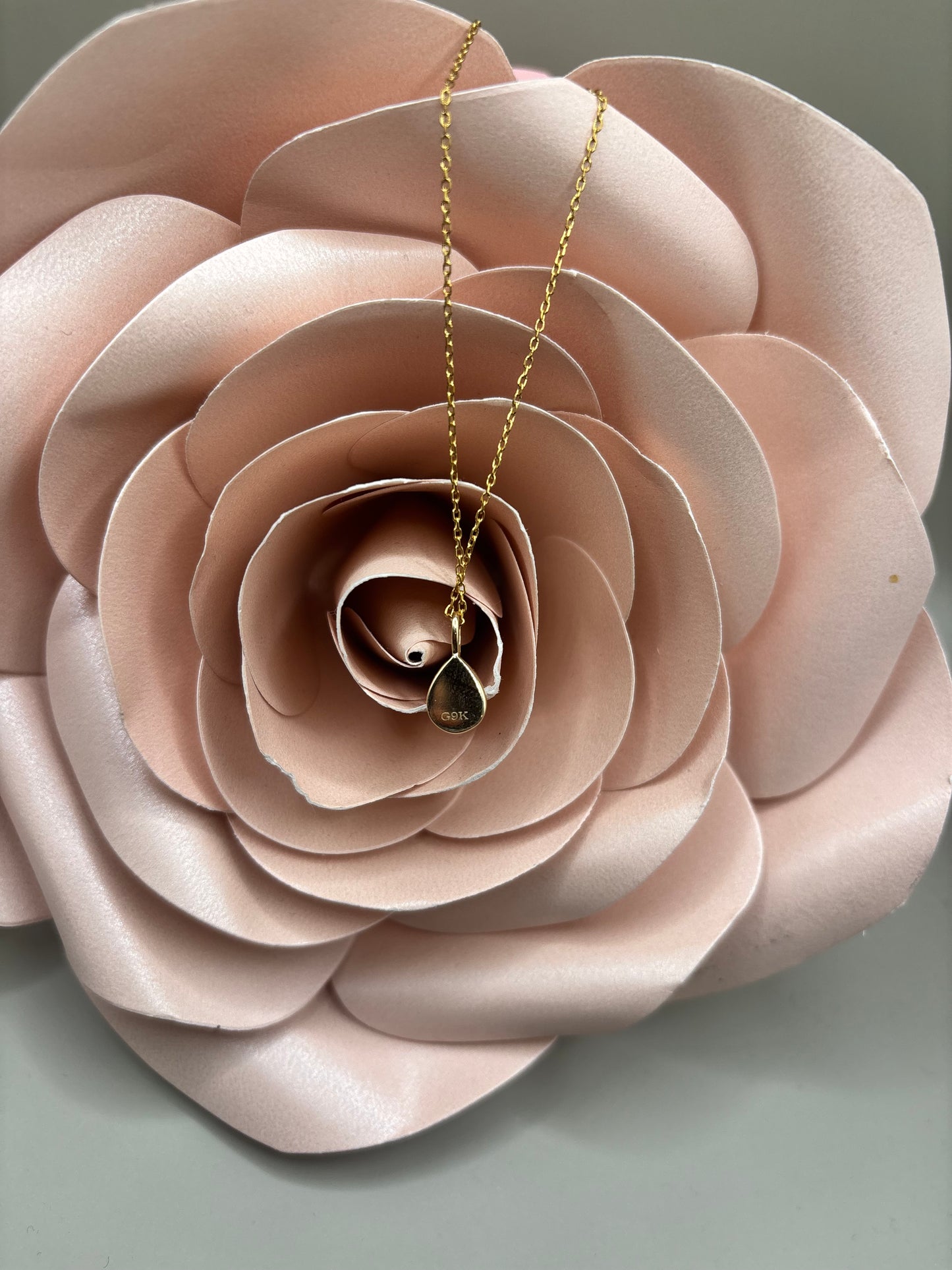 Pendentif goutte Maternel en Or
