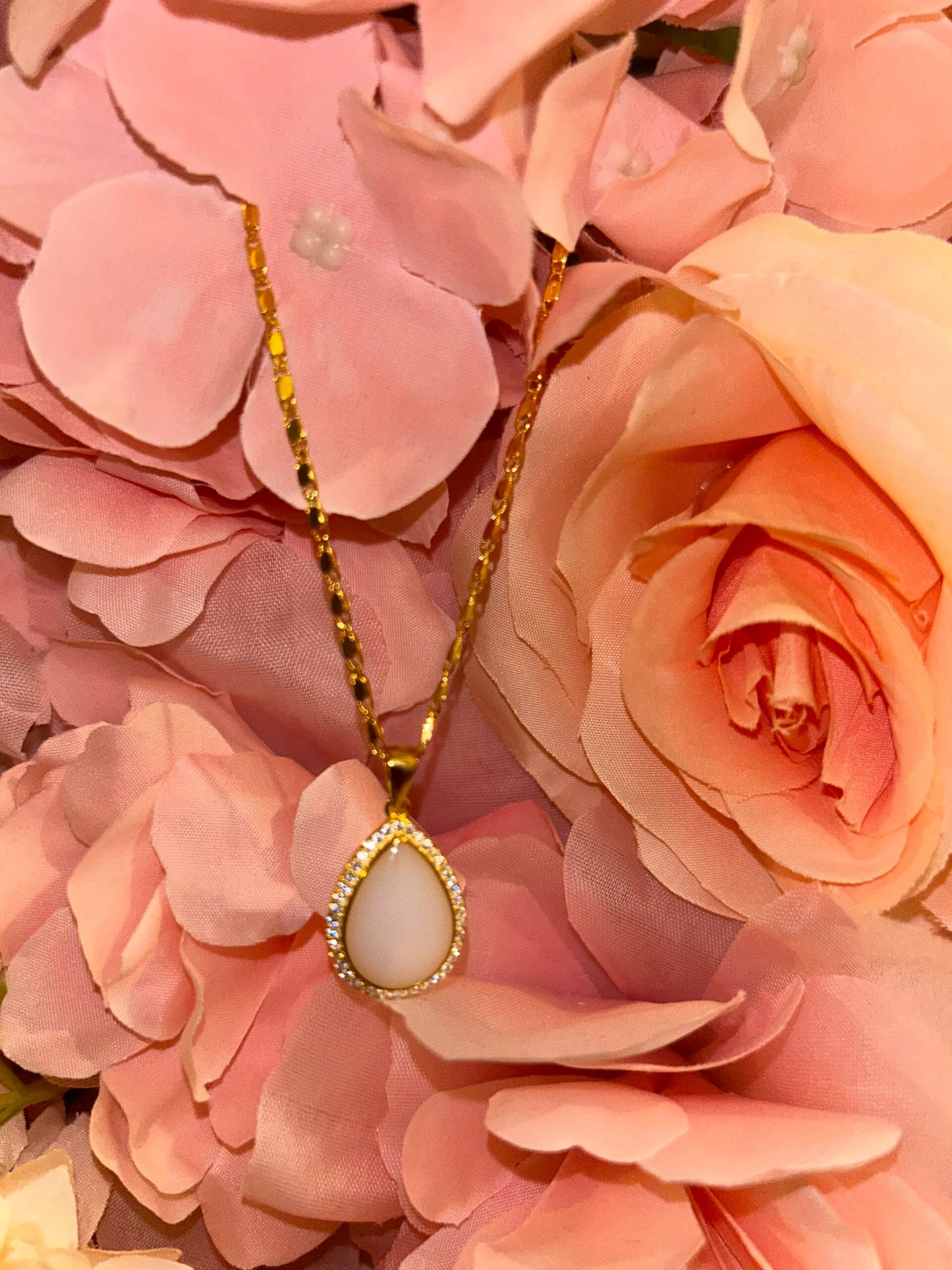 Collier Angèle