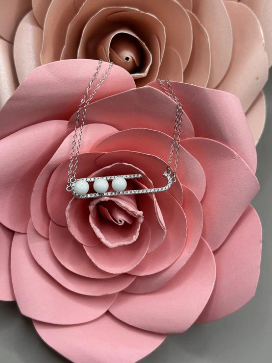 Collier Kiara en or et perles de lait maternel bijou lait maternel Mon Bijou Lacté