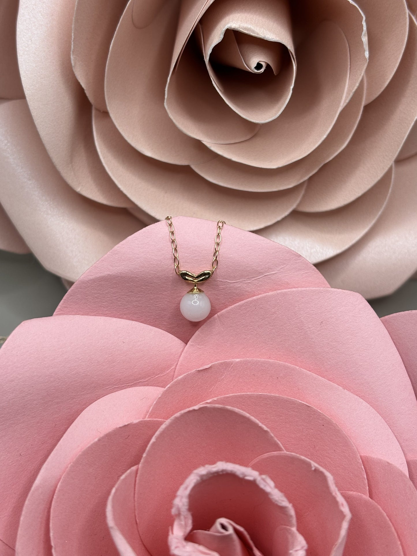 Pendentif Régina en or 18 carats et lait maternel