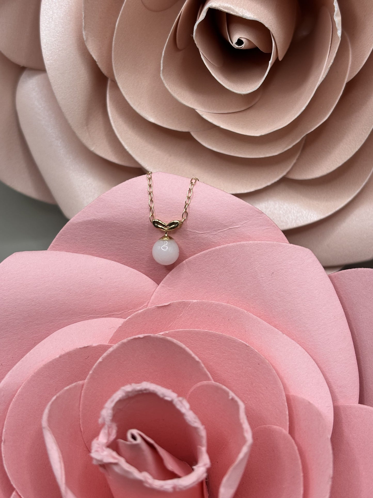 Pendentif Régina en or 18 carats et lait maternel