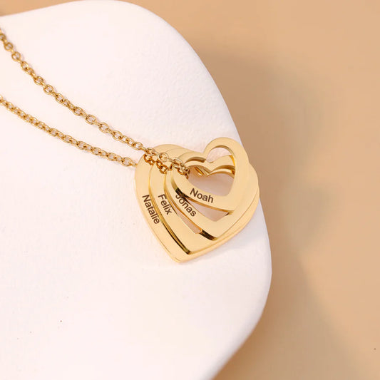 Collier Personnalisé Cœurs – Gravez jusqu’à 5 prénoms 💖