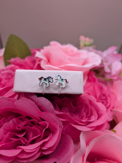 Boucles d'Oreilles Licornes Arc-en-ciel – Spécial "Petites Oreilles Non Percées"