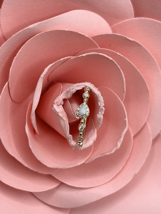 Bague Suzanne en Or 14 Carats, Zircon Cubique et diamant lacté