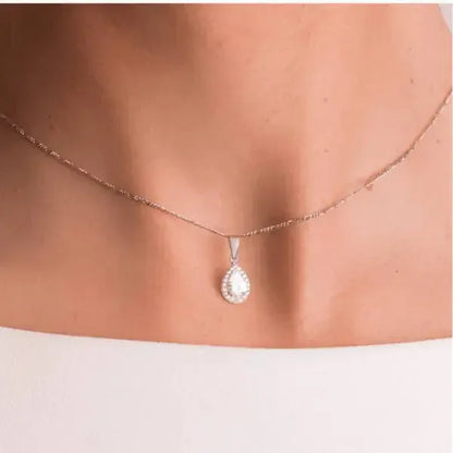 Collier Acacia en or blanc 18 carats et diamant au lait maternel bijou lait maternel Mon Bijou Lacté