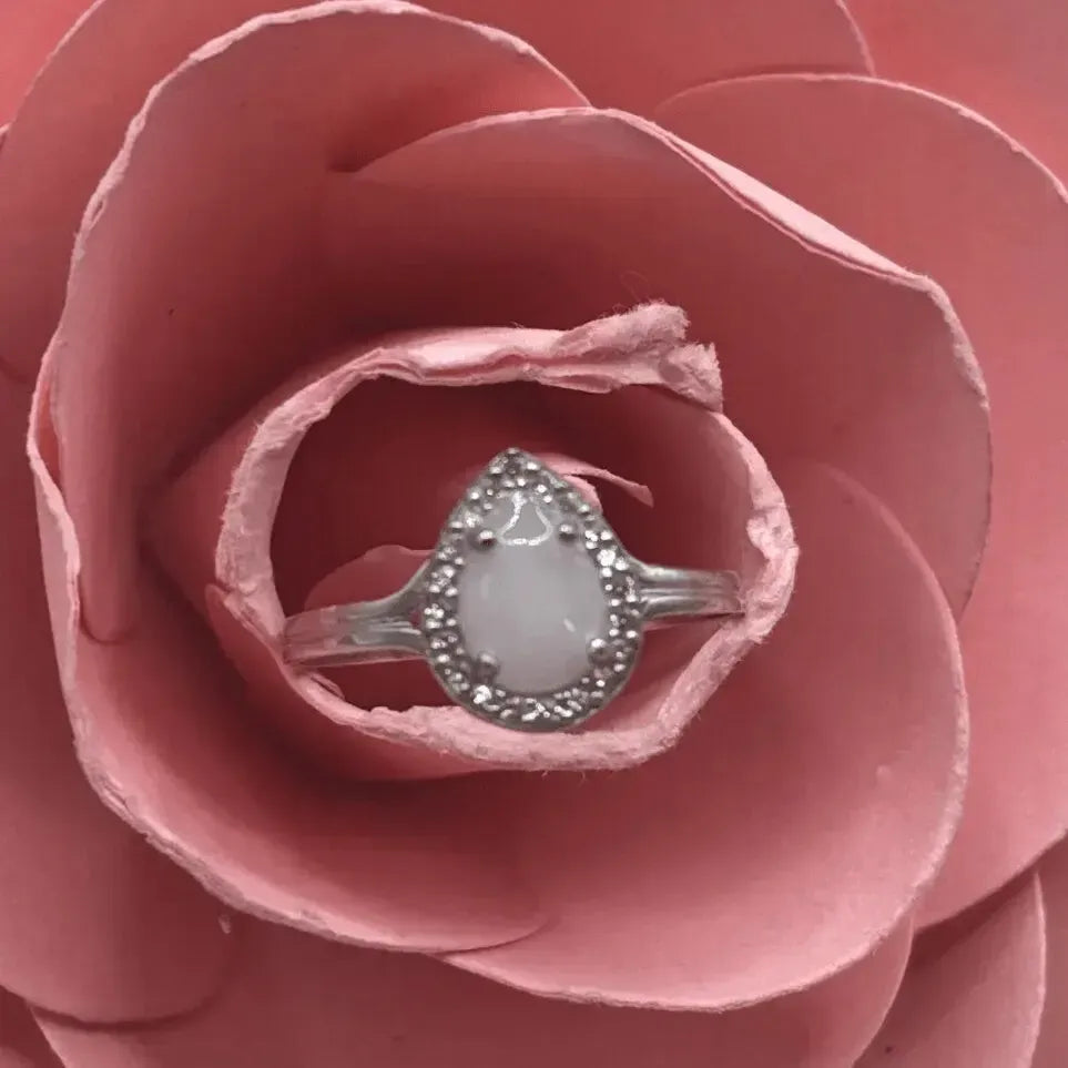 Bague Acacia en or blanc 18 carats bijou lait maternel Mon Bijou Lacté