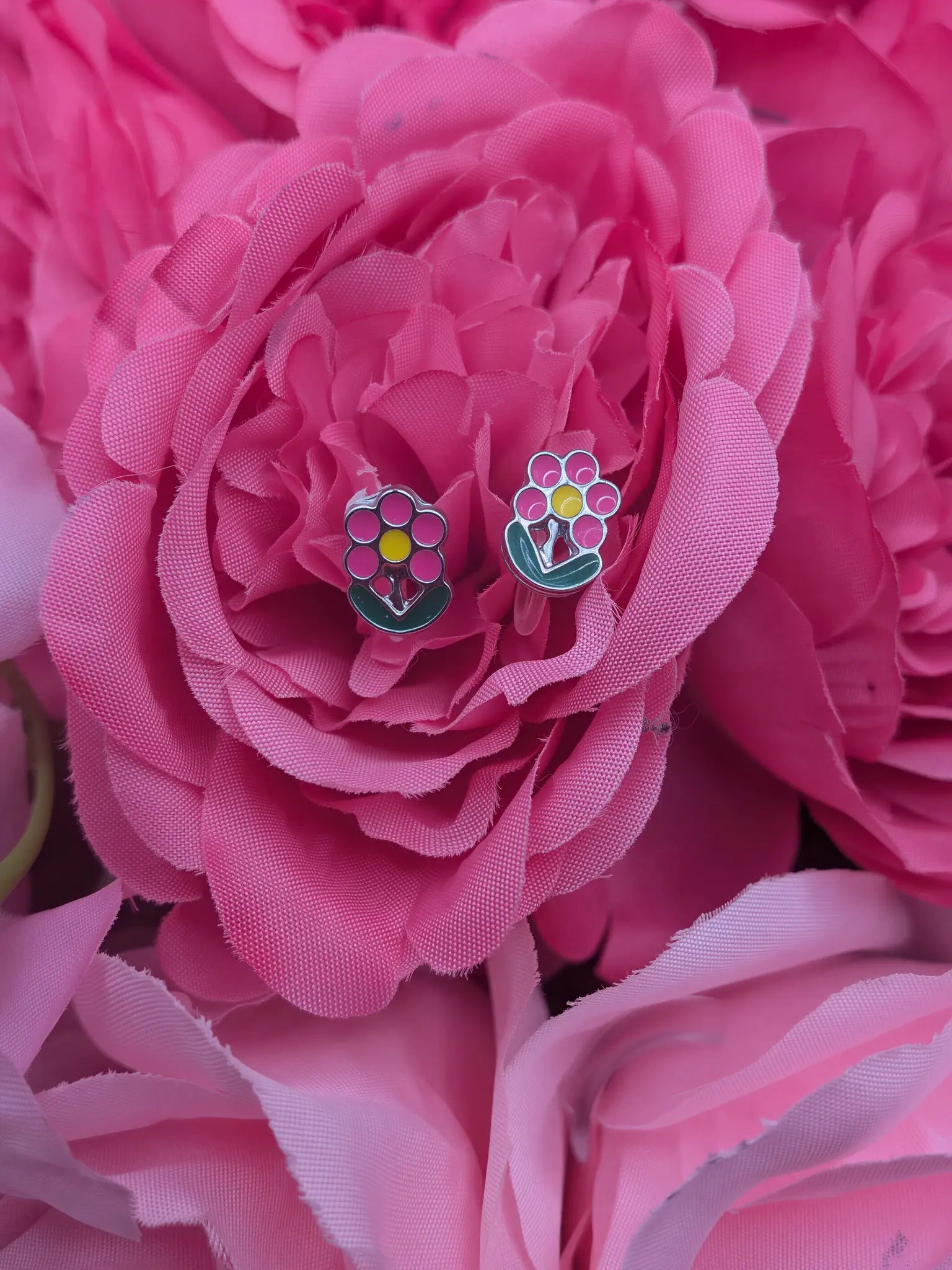 bijoux fantaisie enfant, clips invisibles, premières boucles d'oreilles, cadeau petite fille, Boucles d'oreilles papillon à clip plastique pour enfant, Boucles d'oreilles clips enfant
, Boucles d'oreilles sans perçage, Bijoux enfant hypoallergéniques Clips plastique invisibles Premières boucles d'oreilles Bijoux animaux enfant Clip oreille plastique doux Lot boucles d'oreilles enfant Cadeau anniversaire petite fille Boucles d'oreilles papillon Accessoires oreilles non percées Bijoux sans nickel enfant Clips