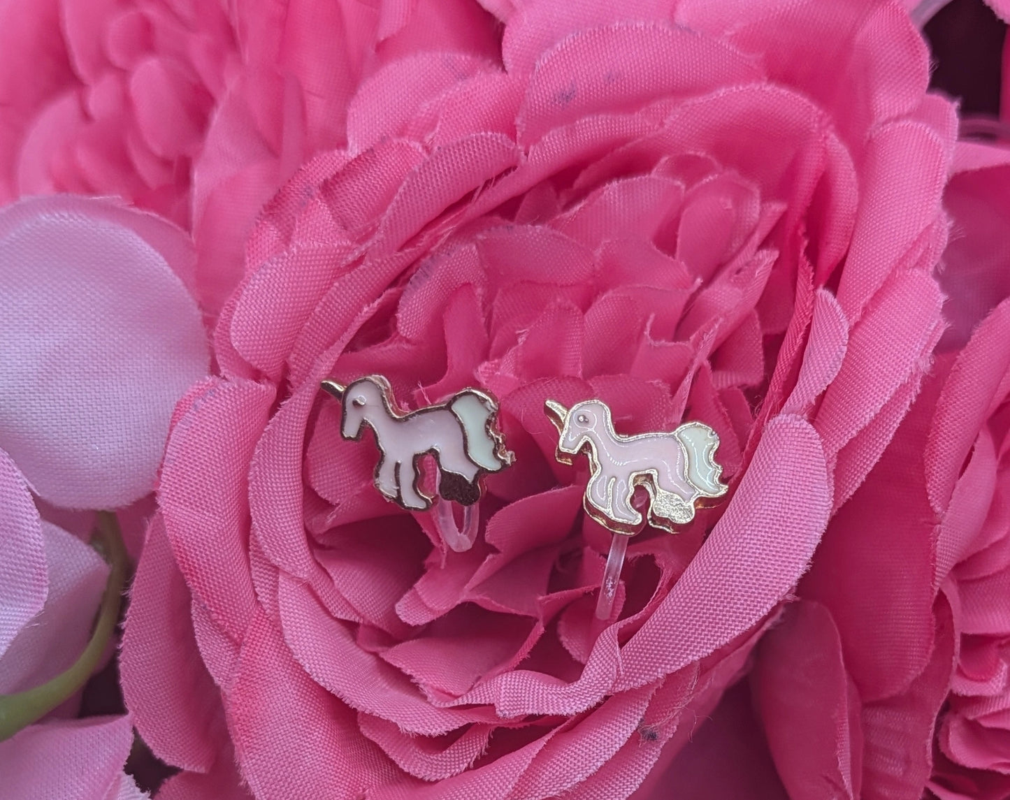 Boucles d'Oreilles Licornes Nuage – Spécial "Petites Oreilles Non Percées" – Bijoux au lait maternel artisanal Mon Bijou Lacté
