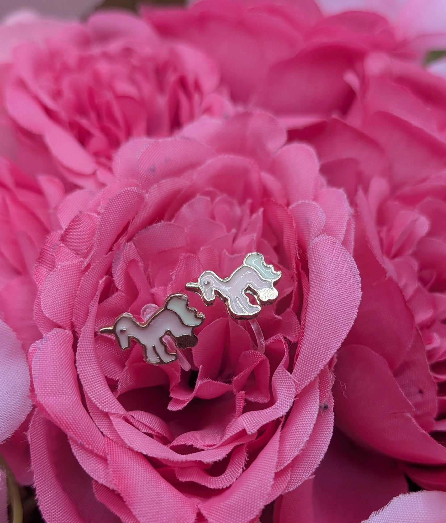Boucles d'Oreilles Licornes Nuage – Spécial "Petites Oreilles Non Percées" – Bijoux au lait maternel artisanal Mon Bijou Lacté
