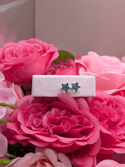 Où acheter des boucles d'oreilles sans percage confortables en France ? Quel type de boucles d'oreilles sans perçage choisir ? Acheter des boucles d'oreilles d'oreille sans perçage en ligne. Boutiques en ligne proposant des boucles d'oreilles sans percage originales ? Alternative aux boucles d'oreilles classiques pour petites filles Boucles d'oreilles clips fantaisie enfant Mon Bijou Lacté boucles d'oreilles clips boucles d'oreilles sans percage