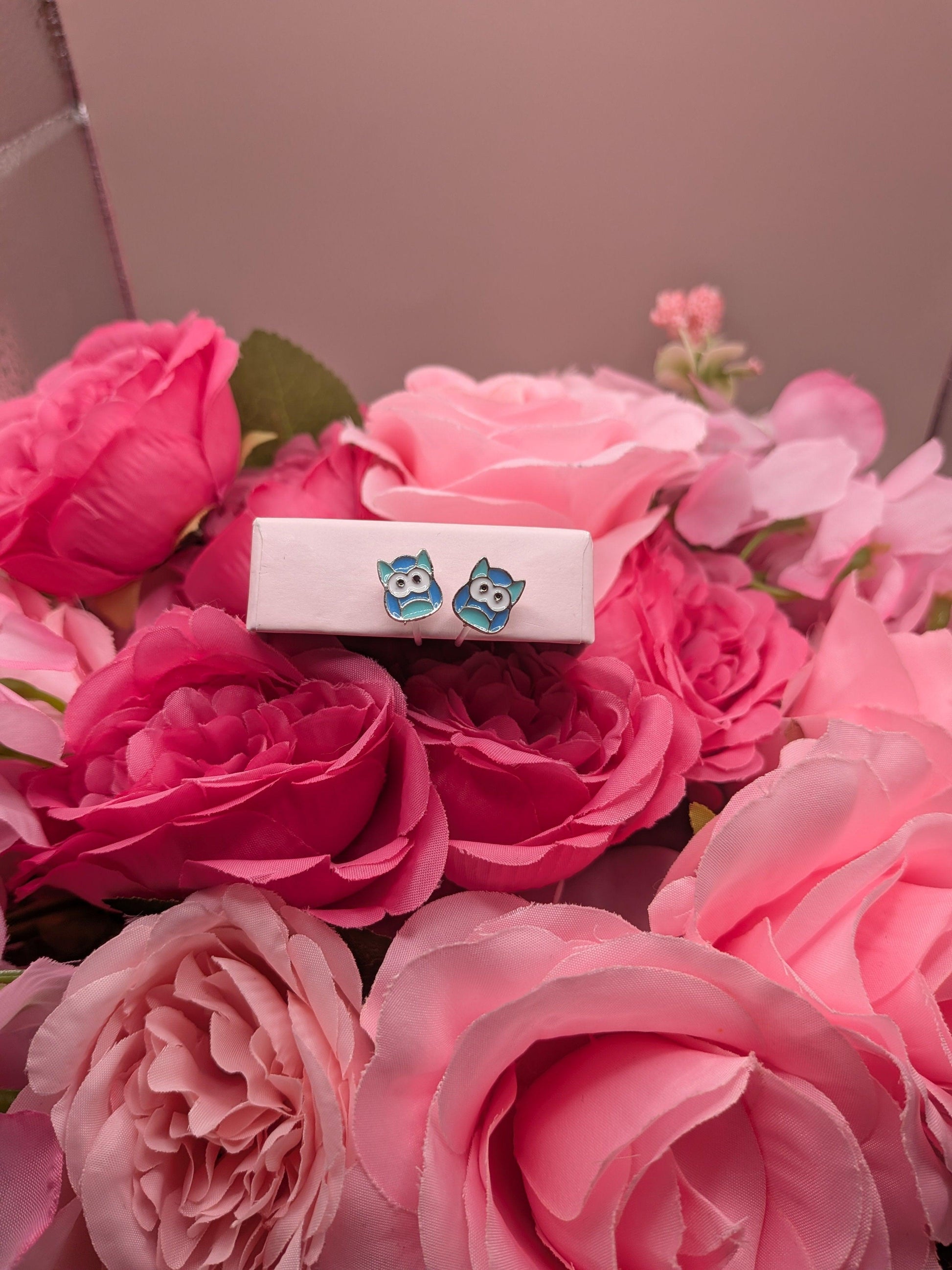 Où acheter des boucles d'oreilles sans percage confortables en France ? Quel type de boucles d'oreilles sans perçage choisir ? Acheter des boucles d'oreilles d'oreille sans perçage en ligne. Boutiques en ligne proposant des boucles d'oreilles sans percage originales ? Alternative aux boucles d'oreilles classiques pour petites filles Boucles d'oreilles clips fantaisie enfant Mon Bijou Lacté boucles d'oreilles clips boucles d'oreilles sans percage