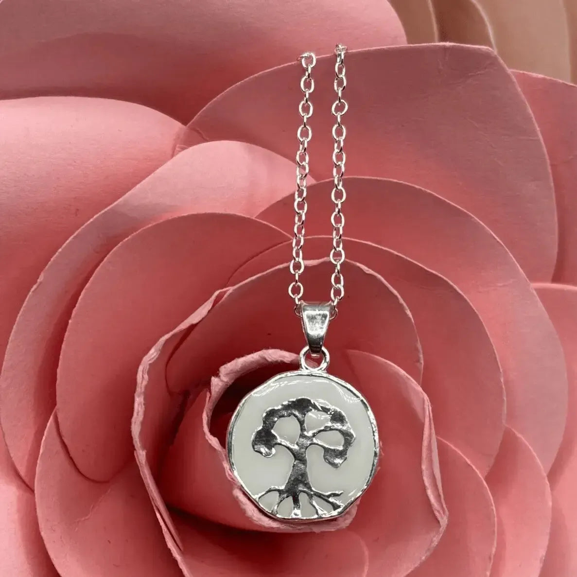Collier Bhodia arbre de vie au lait maternel – Bijoux au lait maternel artisanal Mon Bijou Lacté
