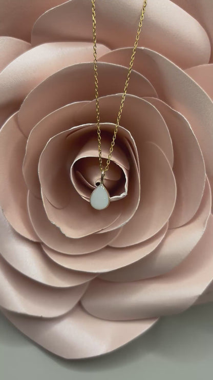 Pendentif goutte Maternel en Or